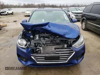 2021 Hyundai Accent SE z VIN 3KPC24A64ME139546, wystawiony jako Copart lot #76922743 z przebiegiem 18 962 mil mil oraz . Historia ofert i sprzedaży dostępna na DreamBid. Obrazek 5.