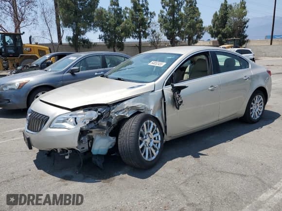 ✅ 2014 Buick Regal Premium I • VIN: 2G4GM5ER9E9210273 • Лот: 64852455. Опубликован ранее на Copart с пробегом 65 281 миль. Бесплатный доступ к архиву аукционных продаж из США и подробный отчёт об истории автомобиля на DreamBid. Изображение 1.