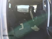 ✅ 2022 Chevrolet Silverado 1500 LT Trail Boss • VIN: 1GCPYFED1NZ200359 • Lot: 80747425. Wystawiony na Copart z przebiegiem 50 119 mil. Bezpłatny archiwum sprzedaży aukcyjnych z USA i szczegółowy raport historii pojazdu na DreamBid. Zdjęcie 10.