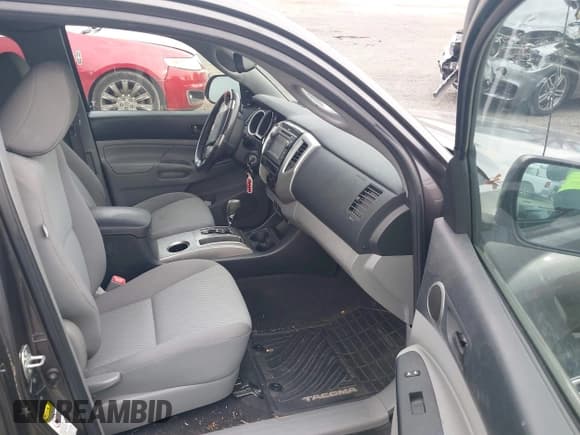 ✅ 2013 Toyota Tacoma • VIN: 5TFTX4CN8DX023787 • Лот: 43638433. Опубликован ранее на IAAI с пробегом 135 505 миль. Бесплатный доступ к архиву аукционных продаж из США и подробный отчёт об истории автомобиля на DreamBid. Изображение 5.