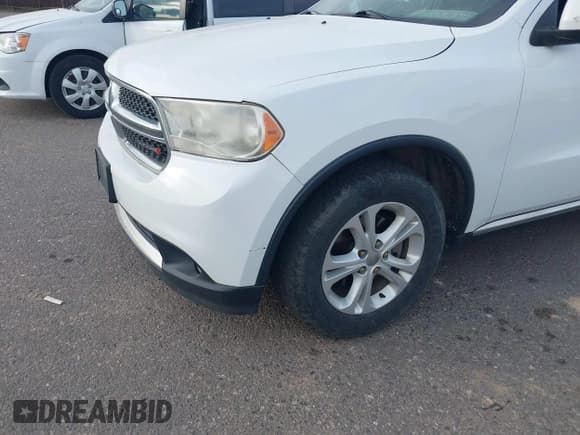 ✅ 2013 Dodge Durango SXT • VIN: 1C4RDJAG2DC678699 • Lot: 43663035. Wystawiony na IAAI z przebiegiem 126 654 mil. Bezpłatny archiwum sprzedaży aukcyjnych z USA i szczegółowy raport historii pojazdu na DreamBid. Zdjęcie 6.