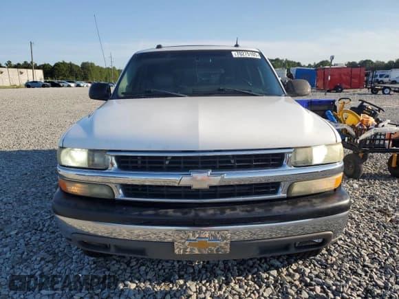 ✅ 2005 Chevrolet Tahoe LS • VIN: 1GNEC13V35R264642 • Лот: 70275105. Опубликован ранее на Copart с пробегом 252 526 миль. Бесплатный доступ к архиву аукционных продаж из США и подробный отчёт об истории автомобиля на DreamBid. Изображение 5.