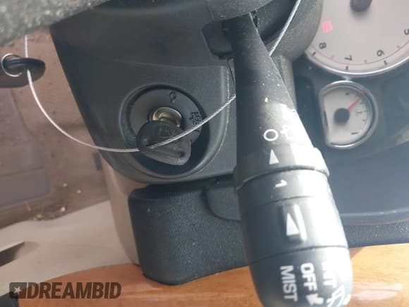 ✅ 2006 Saturn VUE • VIN: 5GZCZ53406S832061 • Lot: 42084403. Wystawiony na IAAI z przebiegiem 110 245 mil. Bezpłatny archiwum sprzedaży aukcyjnych z USA i szczegółowy raport historii pojazdu na DreamBid. Zdjęcie 11.