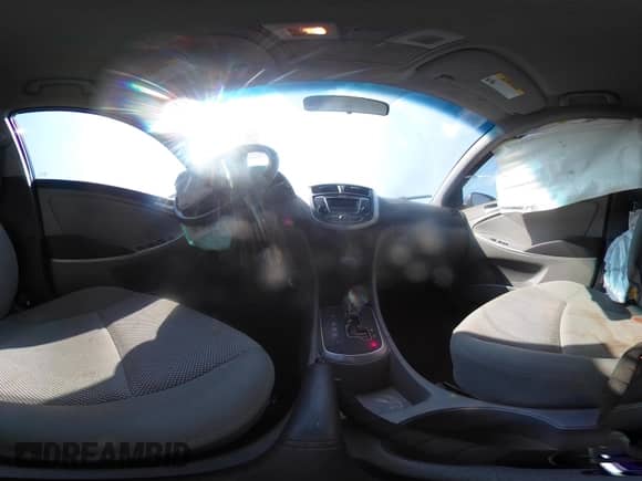 2014 Hyundai Accent GLS с VIN KMHCT4AE6EU688460, выставлен на аукционе IAAI как лот 43088503 с пробегом 110 666 миль миль и . История ставок и продаж доступна на DreamBid. Изображение 19.