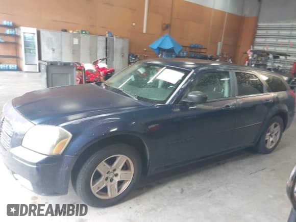 ✅ 2005 Dodge Magnum SE • VIN: 2D4FV48V75H680066 • Lot: 43787551. Listed on IAAI with 213,809 mi. Free auction sales archive from the USA and detailed vehicle history report at DreamBid. Image 13.