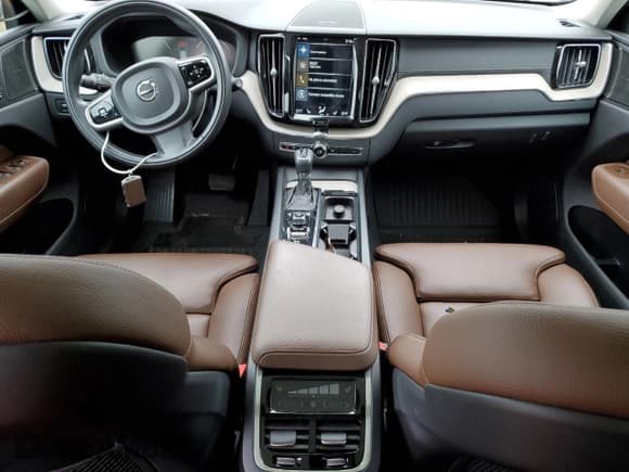 ✅ 2020 Volvo XC60 Inscription • VIN: YV4102RL9L1499681 • Лот: 80016395. Опубликован ранее на Copart с пробегом 47 598 миль. Бесплатный доступ к архиву аукционных продаж из США и подробный отчёт об истории автомобиля на DreamBid. Изображение 8.