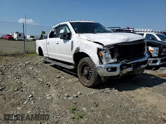 ✅ 2017 Ford F-350 Platinum • VIN: 1FT8W3BT7HEF04540 • Lot: 60292735. Listed on Copart with 149,357 mi. Free auction sales archive from the USA and detailed vehicle history report at DreamBid. Image 13.