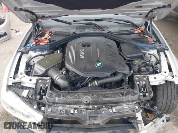 ✅ 2017 BMW 3 Series 340i xDrive • VIN: WBA8B7C39HK806640 • Lot: 43741085. Wystawiony na IAAI z przebiegiem 101 837 mil. Bezpłatny archiwum sprzedaży aukcyjnych z USA i szczegółowy raport historii pojazdu na DreamBid. Zdjęcie 10.