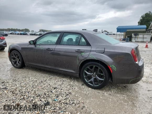 ✅ 2021 Chrysler 300 S • VIN: 2C3CCABG2MH585349 • Lot: 89806415. Listed on Copart with 63,977 mi. Free auction sales archive from the USA and detailed vehicle history report at DreamBid. Image 2.