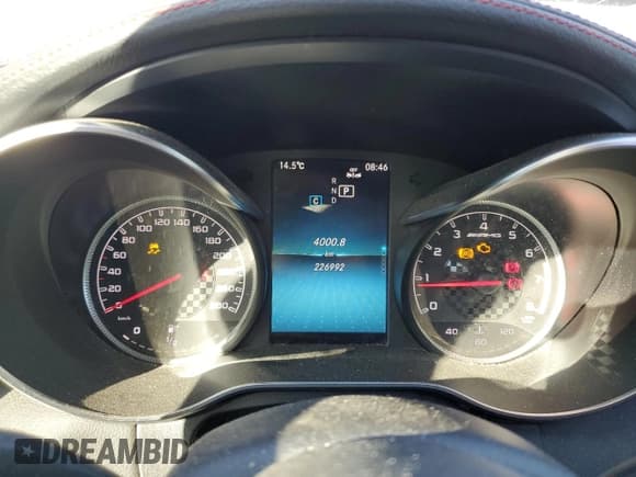 ✅ 2019 Mercedes-Benz C 43 AMG • VIN: 55SWF6EB5KU318074 • Lot: 83861615. Wystawiony na Copart z przebiegiem 226 992 mil. Bezpłatny archiwum sprzedaży aukcyjnych z USA i szczegółowy raport historii pojazdu na DreamBid. Zdjęcie 9.