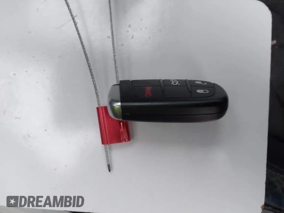 ✅ 2015 Chrysler 200 S • VIN: 1C3CCCBB0FN598479 • Лот: 43794689. Опубликован ранее на IAAI с пробегом 191 849 миль. Бесплатный доступ к архиву аукционных продаж из США и подробный отчёт об истории автомобиля на DreamBid. Изображение 11.