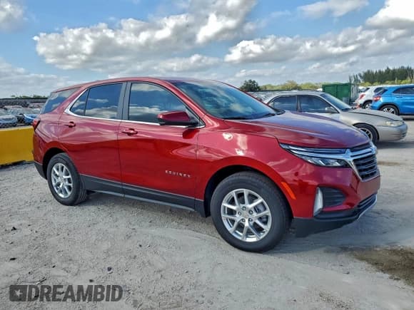 ✅ 2024 Chevrolet Equinox LT • VIN: 3GNAXKEG7RS223845 • Lot: 95532025. Listed on Copart with 860 mi. Free auction sales archive from the USA and detailed vehicle history report at DreamBid. Image 4.