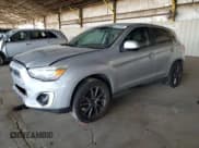 ✅ 2015 Mitsubishi Outlander SE • VIN: 4A4AR4AU5FE008568 • Lot: 81101995. Wystawiony na Copart z przebiegiem 172 794 mil. Bezpłatny archiwum sprzedaży aukcyjnych z USA i szczegółowy raport historii pojazdu na DreamBid. Zdjęcie 1.