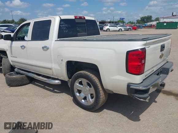 ✅ 2014 Chevrolet Silverado 1500 LTZ • VIN: 3GCPCSEC4EG186052 • Lot: 43116466. Wystawiony na IAAI z przebiegiem Nie podano. Bezpłatny archiwum sprzedaży aukcyjnych z USA i szczegółowy raport historii pojazdu na DreamBid. Zdjęcie 3.