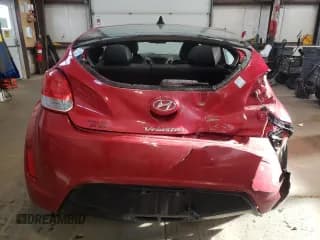 ✅ 2014 Hyundai Veloster • VIN: KMHTC6AD3EU201220 • Lot: 41369803. Wystawiony na Copart z przebiegiem 108 638 mil. Bezpłatny archiwum sprzedaży aukcyjnych z USA i szczegółowy raport historii pojazdu na DreamBid. Zdjęcie 6.