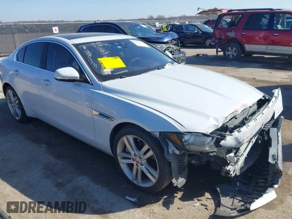 ✅ 2017 Jaguar XE 35t Prestige • VIN: SAJAE4BV4HA962296 • Lot: 41676476. Wystawiony na IAAI z przebiegiem 92 805 mil. Bezpłatny archiwum sprzedaży aukcyjnych z USA i szczegółowy raport historii pojazdu na DreamBid. Zdjęcie 1.