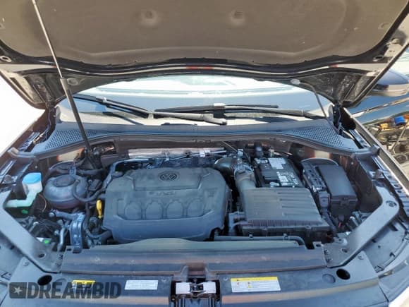 ✅ 2024 Volkswagen Tiguan S • VIN: 3VVRB7AX3RM200419 • Лот: 81938995. Опубликован ранее на Copart с пробегом 12 068 миль. Бесплатный доступ к архиву аукционных продаж из США и подробный отчёт об истории автомобиля на DreamBid. Изображение 12.