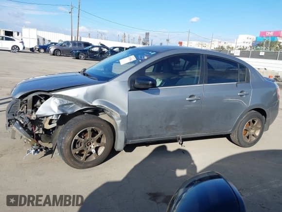 ✅ 2012 Nissan Sentra 2.0 • VIN: 3N1AB6AP6CL725349 • Lot: 43735842. Listed on IAAI with 131,949 mi. Free auction sales archive from the USA and detailed vehicle history report at DreamBid. Image 15.