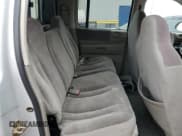 ✅ 2003 Dodge Dakota SLT • VIN: 1D7HL48N33S265110 • Lot: 41627715. Wystawiony na Copart z przebiegiem 117 682 mil. Bezpłatny archiwum sprzedaży aukcyjnych z USA i szczegółowy raport historii pojazdu na DreamBid. Zdjęcie 10.