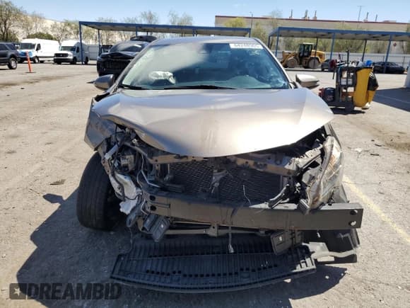 ✅ 2019 Toyota Corolla L • VIN: 2T1BURHE6KC135641 • Lot: 64248965. Listed on Copart with 91,349 mi. Free auction sales archive from the USA and detailed vehicle history report at DreamBid. Image 5.