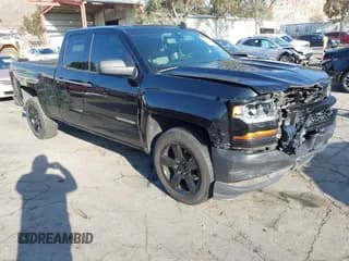 ✅ 2018 Chevrolet Silverado 1500 Work Truck • VIN: 1GCVKNEH3JZ247828 • Lot: 41537573. Wystawiony na IAAI z przebiegiem 134 684 mil. Bezpłatny archiwum sprzedaży aukcyjnych z USA i szczegółowy raport historii pojazdu na DreamBid. Zdjęcie 1.
