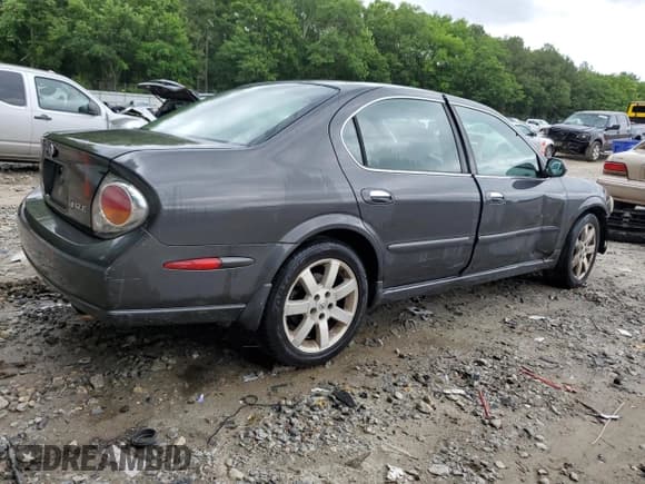 ✅ 2002 Nissan Maxima GXE • VIN: JN1DA31D62T401512 • Lot: 58908915. Wystawiony na Copart z przebiegiem 187 736 mil. Bezpłatny archiwum sprzedaży aukcyjnych z USA i szczegółowy raport historii pojazdu na DreamBid. Zdjęcie 3.