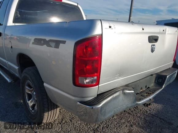 ✅ 2007 Dodge 1500 ST • VIN: 1D7HA18K87J537057 • Лот: 43682990. Опубликован ранее на IAAI с пробегом 179 059 миль. Бесплатный доступ к архиву аукционных продаж из США и подробный отчёт об истории автомобиля на DreamBid. Изображение 6.