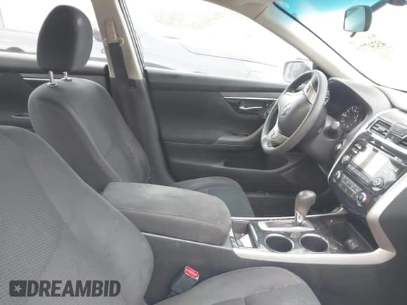 ✅ 2014 Nissan Altima SV • VIN: 1N4AL3AP7EC413408 • Lot: 43247715. Listed on IAAI with 164,199 mi. Free auction sales archive from the USA and detailed vehicle history report at DreamBid. Image 5.