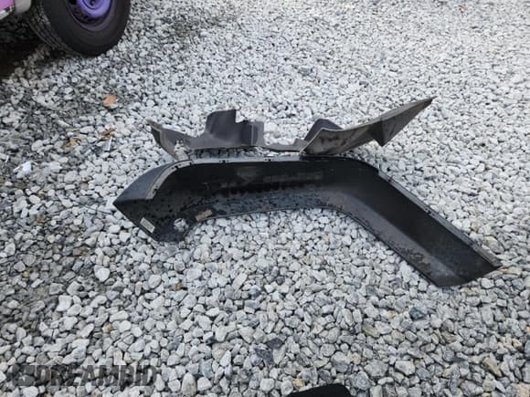 ✅ 2017 Jeep Wrangler Unlimited Sport • VIN: 1C4BJWDG8HL730815 • Лот: 91168425. Опубликован ранее на Copart с пробегом 69 520 миль. Бесплатный доступ к архиву аукционных продаж из США и подробный отчёт об истории автомобиля на DreamBid. Изображение 13.