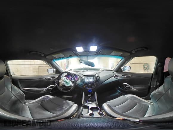 ✅ 2016 Hyundai Veloster Turbo Rally Edition • VIN: KMHTC6AE6GU263576 • Lot: 45291455. Wystawiony na Copart z przebiegiem 118 231 mil. Bezpłatny archiwum sprzedaży aukcyjnych z USA i szczegółowy raport historii pojazdu na DreamBid. Zdjęcie 13.