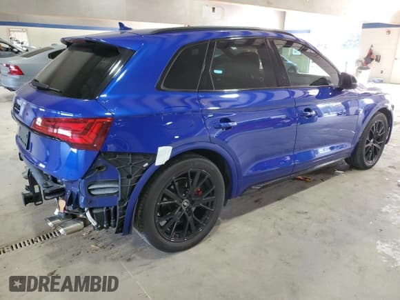 ✅ 2022 Audi SQ5 Premium Plus • VIN: WA1B4AFY0N2023946 • Лот: 91283525. Опубликован ранее на Copart с пробегом 28 855 миль. Бесплатный доступ к архиву аукционных продаж из США и подробный отчёт об истории автомобиля на DreamBid. Изображение 3.