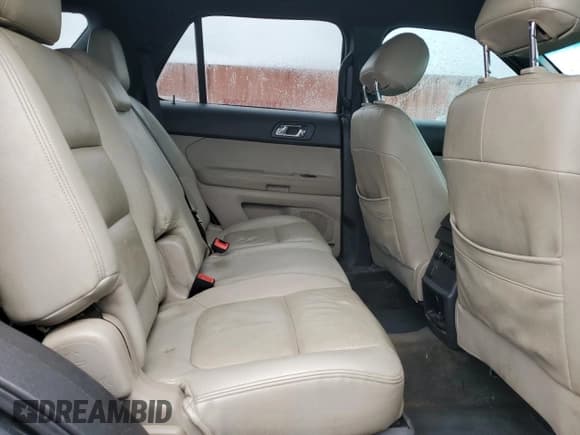 ✅ 2014 Ford Explorer • VIN: 1FM5K7B86EGB61457 • Lot: 90712165. Wystawiony na Copart z przebiegiem 190 036 mil. Bezpłatny archiwum sprzedaży aukcyjnych z USA i szczegółowy raport historii pojazdu na DreamBid. Zdjęcie 11.