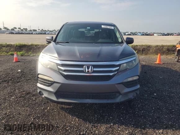 ✅ 2017 Honda Pilot EX-L • VIN: 5FNYF5H73HB023284 • Lot: 72001945. Listed on Copart with 201,850 mi. Free auction sales archive from the USA and detailed vehicle history report at DreamBid. Image 5.