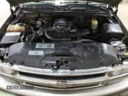 ✅ 2002 Chevrolet Suburban LT • VIN: 1GNFK16Z12J207923 • Лот: 57557065. Опубликован ранее на Copart с пробегом 345 519 миль. Бесплатный доступ к архиву аукционных продаж из США и подробный отчёт об истории автомобиля на DreamBid. Изображение 12.