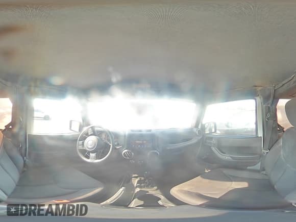 ✅ 2016 Jeep Wrangler Black Bear • VIN: 1C4AJWAG0GL343495 • Lot: 59195235. Wystawiony na Copart z przebiegiem 110 228 mil. Bezpłatny archiwum sprzedaży aukcyjnych z USA i szczegółowy raport historii pojazdu na DreamBid. Zdjęcie 14.