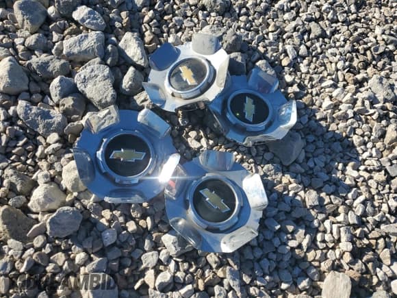 ✅ 2010 Chevrolet Suburban LTZ • VIN: 1GNUKKE39AR148968 • Lot: 80295674. Wystawiony na Copart z przebiegiem 191 013 mil. Bezpłatny archiwum sprzedaży aukcyjnych z USA i szczegółowy raport historii pojazdu na DreamBid. Zdjęcie 13.