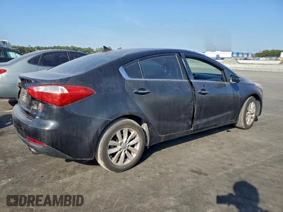 ✅ 2014 Kia Forte EX • VIN: KNAFX4A84E5056483 • Лот: 93906775. Опубликован ранее на Copart с пробегом 104 163 миль. Бесплатный доступ к архиву аукционных продаж из США и подробный отчёт об истории автомобиля на DreamBid. Изображение 3.