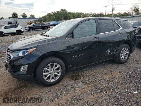 ✅ 2020 Chevrolet Equinox LT • VIN: 2GNAXKEV8L6131941 • Лот: 84011515. Опубликован ранее на Copart с пробегом 128 239 миль. Бесплатный доступ к архиву аукционных продаж из США и подробный отчёт об истории автомобиля на DreamBid. Изображение 1.