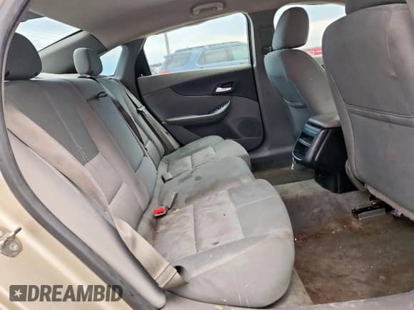 2015 Chevrolet Impala LS z VIN 2G11Z5SL7F9115779, wystawiony jako Copart lot #91100545 z przebiegiem 175 644 mil mil oraz Czysty tytuł • Clean title. Historia ofert i sprzedaży dostępna na DreamBid. Obrazek 10.