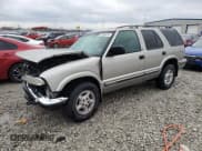 ✅ 2000 Chevrolet Blazer LT • VIN: 1GNDT13W5Y2311378 • Lot: 87050474. Wystawiony na Copart z przebiegiem Nie podano. Bezpłatny archiwum sprzedaży aukcyjnych z USA i szczegółowy raport historii pojazdu na DreamBid. Zdjęcie 1.