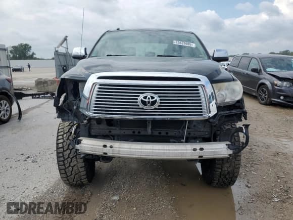 ✅ 2010 Toyota Tundra Limited • VIN: 5TFHW5F1XAX135588 • Lot: 83833985. Listed on Copart with 142,794 mi. Free auction sales archive from the USA and detailed vehicle history report at DreamBid. Image 5.