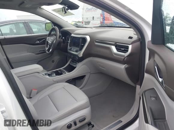 ✅ 2023 GMC Acadia SLT • VIN: 1GKKNML42PZ138438 • Lot: 42530807. Wystawiony na IAAI z przebiegiem 17 916 mil. Bezpłatny archiwum sprzedaży aukcyjnych z USA i szczegółowy raport historii pojazdu na DreamBid. Zdjęcie 5.