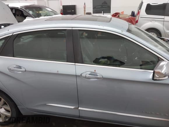 ✅ 2014 Chevrolet Impala LTZ • VIN: 1G1145SL6EU103400 • Lot: 43863150. Listed on IAAI with 355,740 mi. Free auction sales archive from the USA and detailed vehicle history report at DreamBid. Image 12.