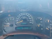 ✅ 2004 Chevrolet Suburban Z71 • VIN: 3GNFK16T94G279792 • Lot: 43573494. Listed on IAAI with 266,397 mi. Free auction sales archive from the USA and detailed vehicle history report at DreamBid. Image 7.