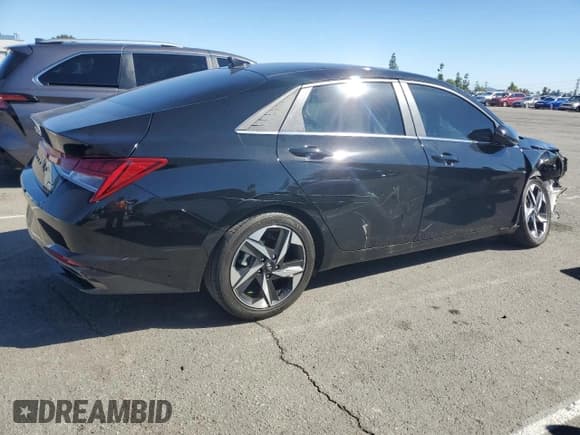 ✅ 2022 Hyundai Elantra Limited • VIN: 5NPLP4AGXNH072006 • Lot: 82522725. Listed on Copart with 29,392 mi. Free auction sales archive from the USA and detailed vehicle history report at DreamBid. Image 3.