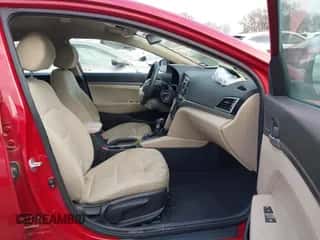 ✅ 2017 Hyundai Elantra SE • VIN: KMHD74LF8HU320607 • Лот: 41507133. Размещён на IAAI с пробегом 103 173 миль миль. Получите бесплатный доступ к архиву аукционных продаж из США и посмотрите подробный отчёт об истории автомобиля на DreamBid. Изображение 5.