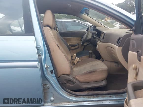 ✅ 2010 Hyundai Accent GLS • VIN: KMHCN4AC8AU508902 • Лот: 42494806. Опубликован ранее на IAAI с пробегом 187 634 миль. Бесплатный доступ к архиву аукционных продаж из США и подробный отчёт об истории автомобиля на DreamBid. Изображение 5.