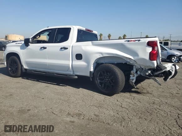 ✅ 2025 Chevrolet Silverado 1500 • VIN: 1GCRKBEK3SZ144891 • Lot: 64308965. Wystawiony na Copart z przebiegiem 2 023 mil. Bezpłatny archiwum sprzedaży aukcyjnych z USA i szczegółowy raport historii pojazdu na DreamBid. Zdjęcie 2.