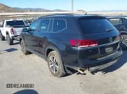 ✅ 2022 Volkswagen Atlas SE • VIN: 1V2LP2CA6NC553765 • Lot: 42691320. Listed on IAAI with 71,609 mi. Free auction sales archive from the USA and detailed vehicle history report at DreamBid. Image 3.