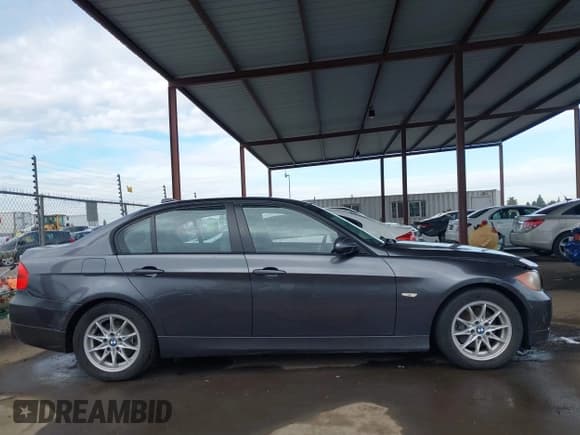 ✅ 2008 BMW 3 Series 328i • VIN: WBAVC53568FZ82916 • Lot: 43433383. Listed on IAAI with 158,770 mi. Free auction sales archive from the USA and detailed vehicle history report at DreamBid. Image 13.